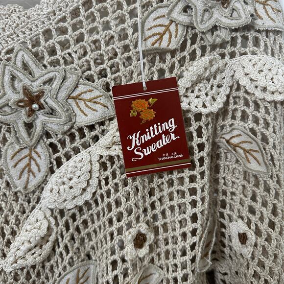 Lim's Vintage Hand Crocheted Pullover Sweater Tan Floral Applique Beaded - Picture 4 of 5